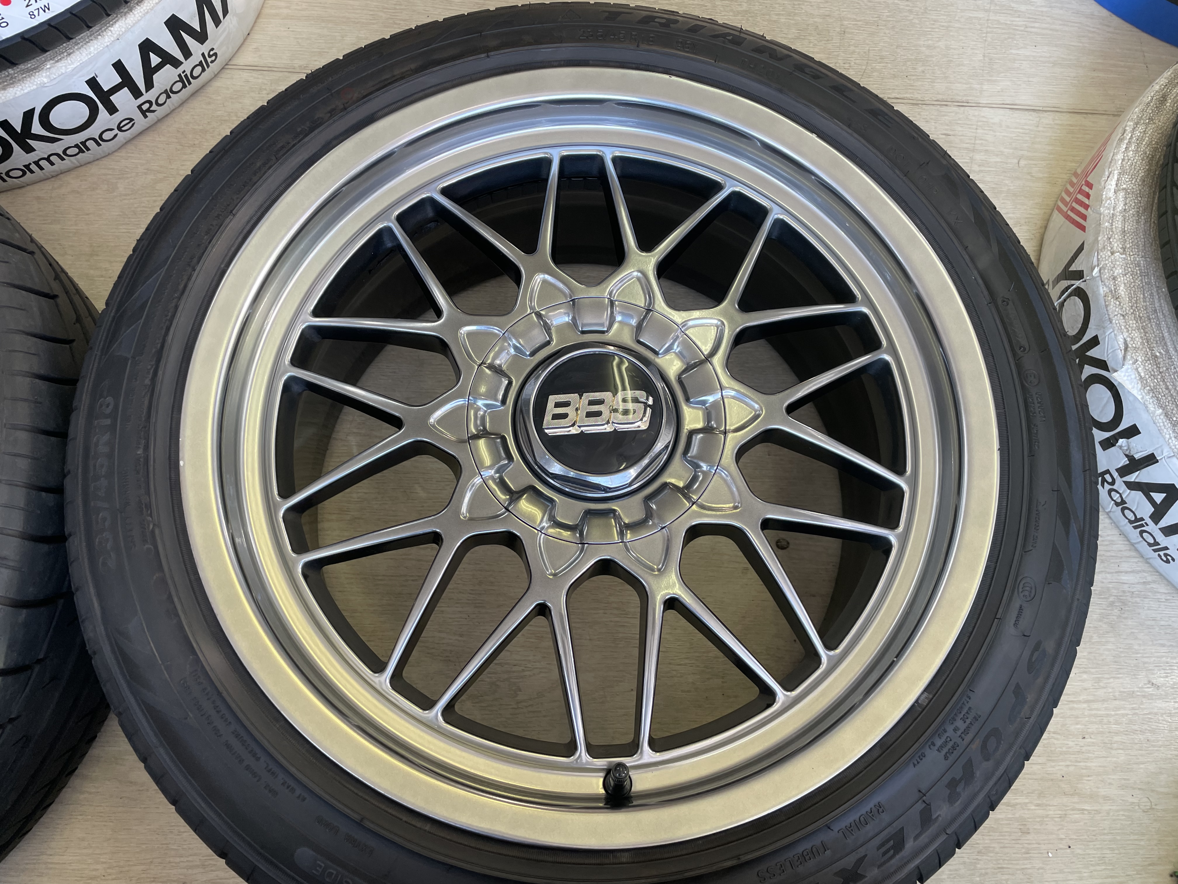 BBS RGⅡ（RG117）☆18インチ9Jインセット35  PCD114.3-5H☆235/45R18付き中古タイヤホイール4本セット☆マークX、テスラModel3などに！