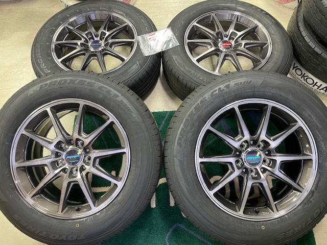 特価新品タイヤホイール4本セット！RMP レーシング R25 17インチ 8J +46 PCD114.3-5H TOYO CL1 SUV 225/65R17付！CX-5、ハリアーなど